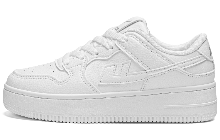 Warrior is coming back, fashionable, simple and versatile, thick-soled Air Force One casual white shoes, wear-resistant, lightweight and height-increasing, low-cut sneakers, same style for men and women, white