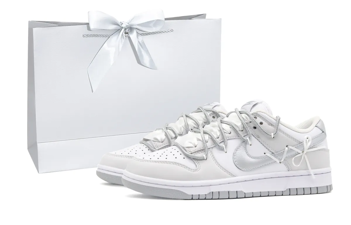 Nike Dunk Leather Slip Resistant Cushioning Abrasion Resistant Low top Skateboard Shoes Women's White Silver