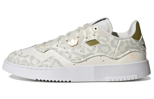 Adidas Originals Super Court Synthetic Leather Abrasion Resistant Low top Skateboard Shoes Women's Ecru