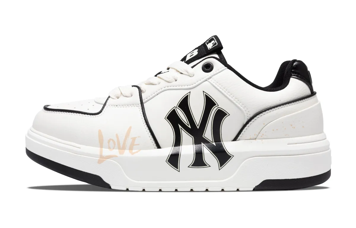 MLB Chunky Liner Slip Resistant Low top Skateboard Shoes Unisex White Orange