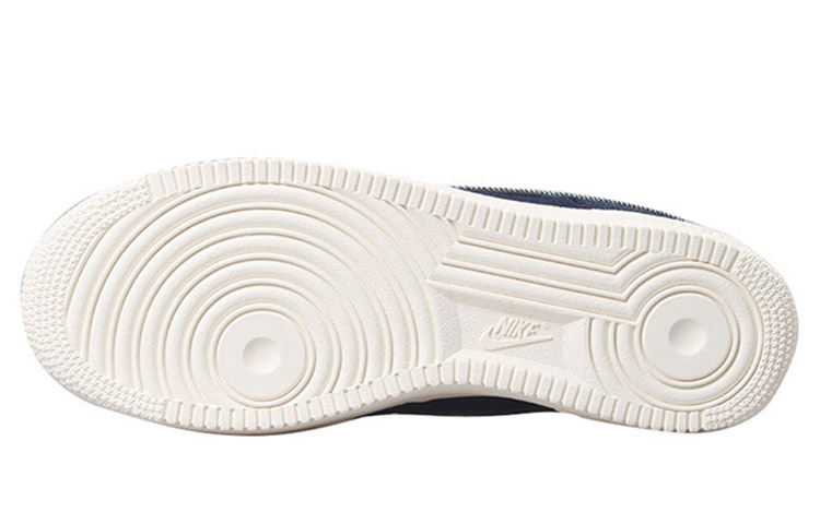 Кроссовки Nike Air Force 1 Premium Denim (сине-белые) — Синий / белый — фото 5