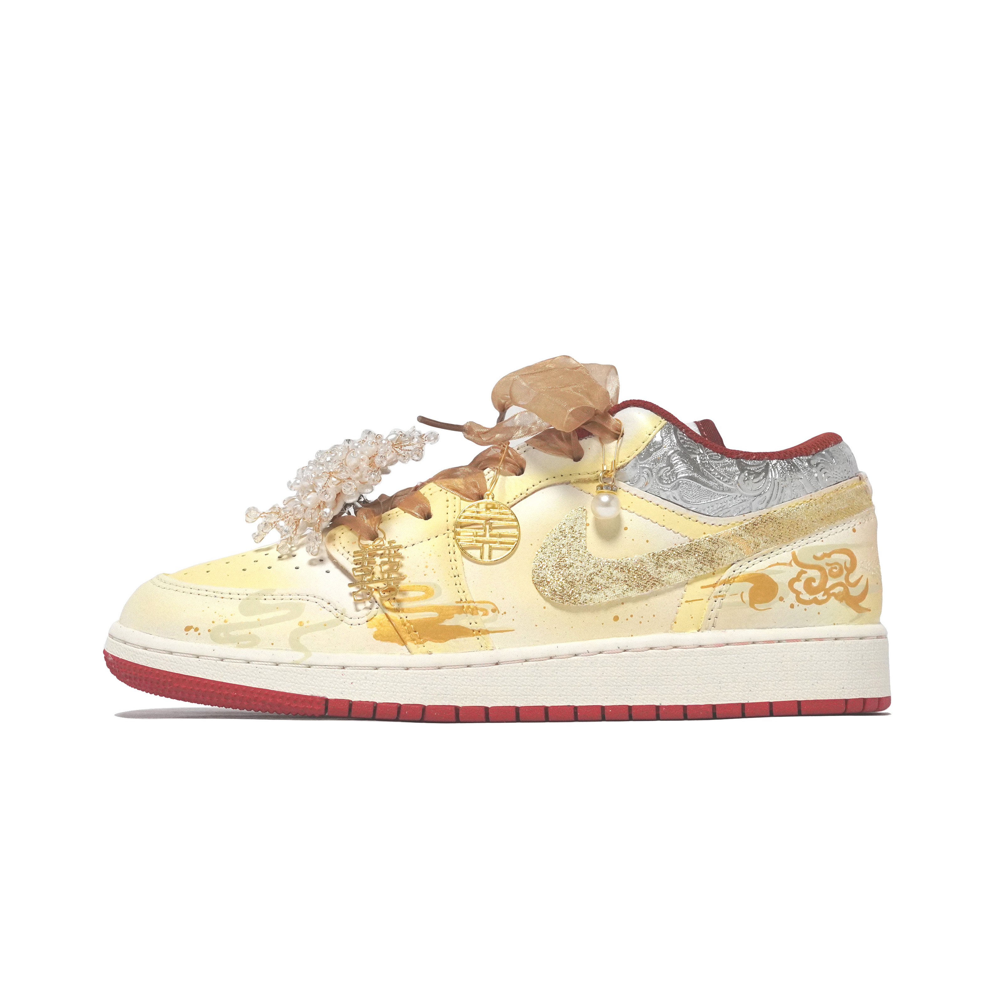 Jordan Air Jordan 1 Gilded Years, Wedding Shoes Low top Skateboard Shoes Women's Gold