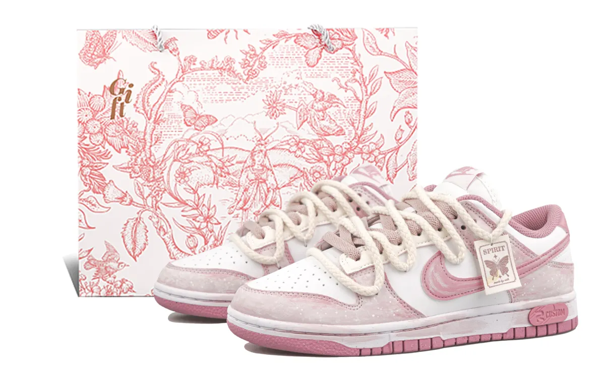 Nike Dunk RISK Pink Butterfly Whisper Abrasion Resistant Abrasion Resistant Low top Skateboard Shoes Women's Pink White