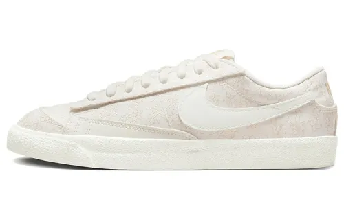 Nike Blazer Low 77 Sail Sesame Women's