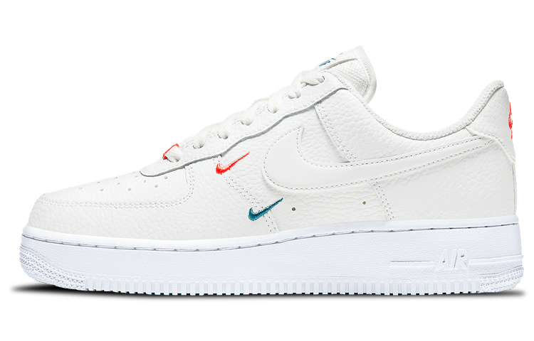 Женские кроссовки Nike Air Force 1 (бело-оранжево-синий) — Белый / оранжевый / синий — фото 1