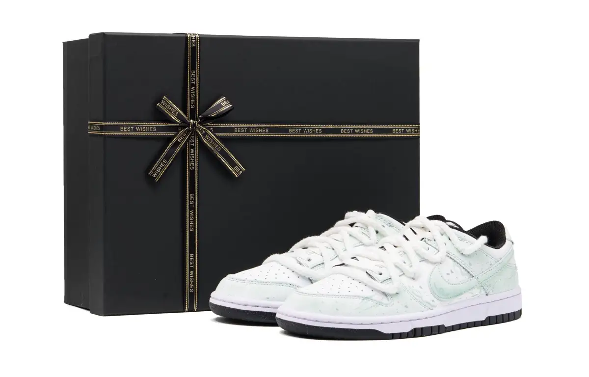 Nike Dunk Abrasion Resistant Low top Skateboard Shoes Unisex Light Cyan Box Included