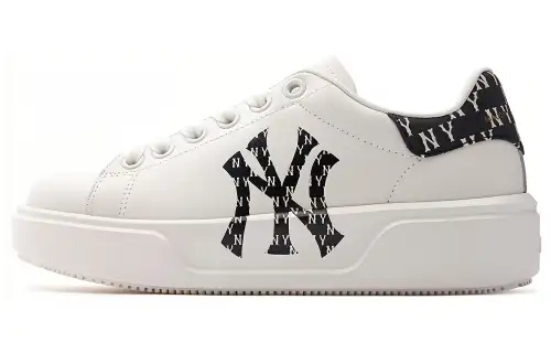 MLB Chunky Classic Cow Split Leather Abrasion Resistant Low top Skateboard Shoes Unisex White