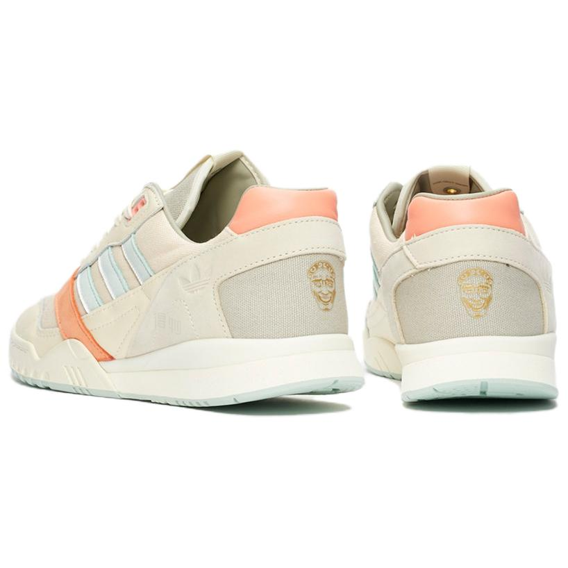 Кеды The adidas originals A.R.Trainer Consortium (бежевый) — фото 5