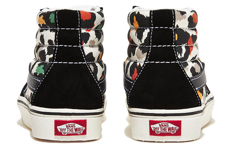 Кеды Vans Comfycush Sk8-Hi (черно-белые) — фото 5