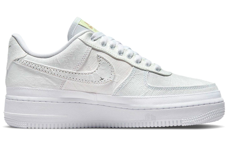 Женские кроссовки Nike Air Force 1 "Reveal" (белый) — фото 2
