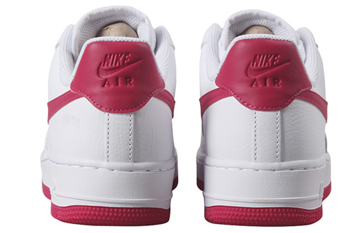 Женские кеды Nike Air Force 1 07 (красно-белые) — Белыйкрасный — фото 4