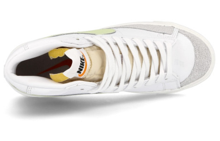 Женские кеды Nike Blazer '77 "Barely Volt" (бело-желтые) — Белыйжёлтый — фото 4