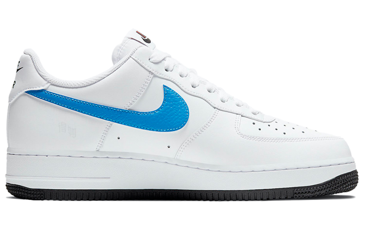 Мужские кроссовки Nike Air Force 1 (белыйкрасныйсиний) — фото 2