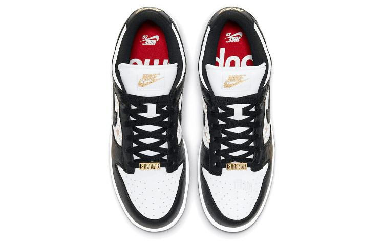 Кроссовки Nike × Supreme Dunk SB Black Stars (бело-золото-черные) — Белый / золотой / чёрный — фото 4