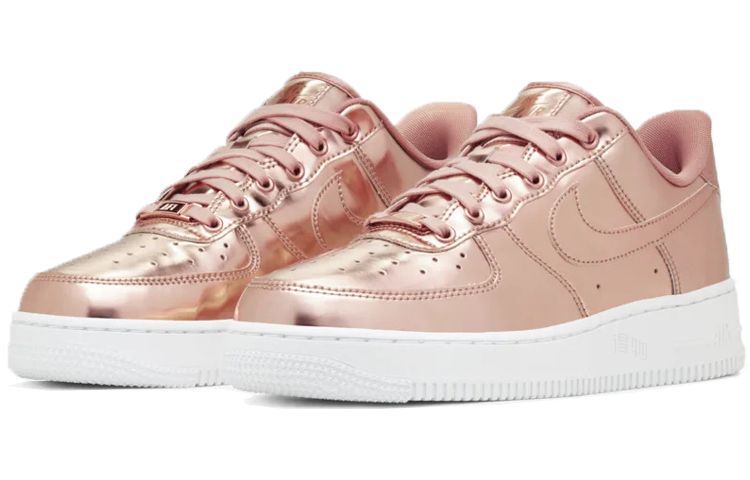 Женские кроссовки Nike Air Force 1 SP "Liquid Metal" (бело-розовые) — фото 2