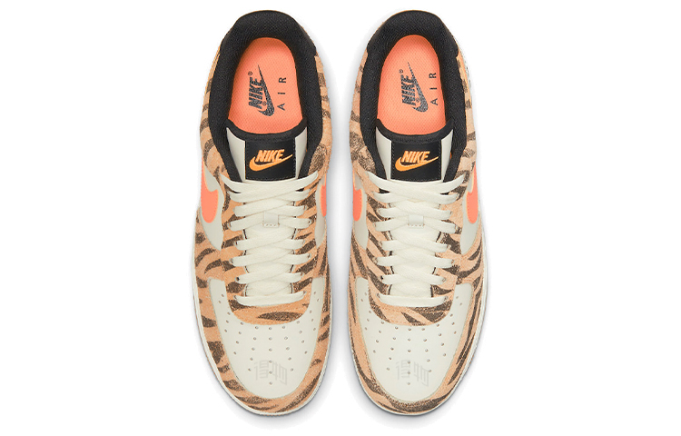 Мужские кроссовки Nike Air Force 1 (бело-черно-оранжевый) — Белый / чёрный / оранжевый — фото 4