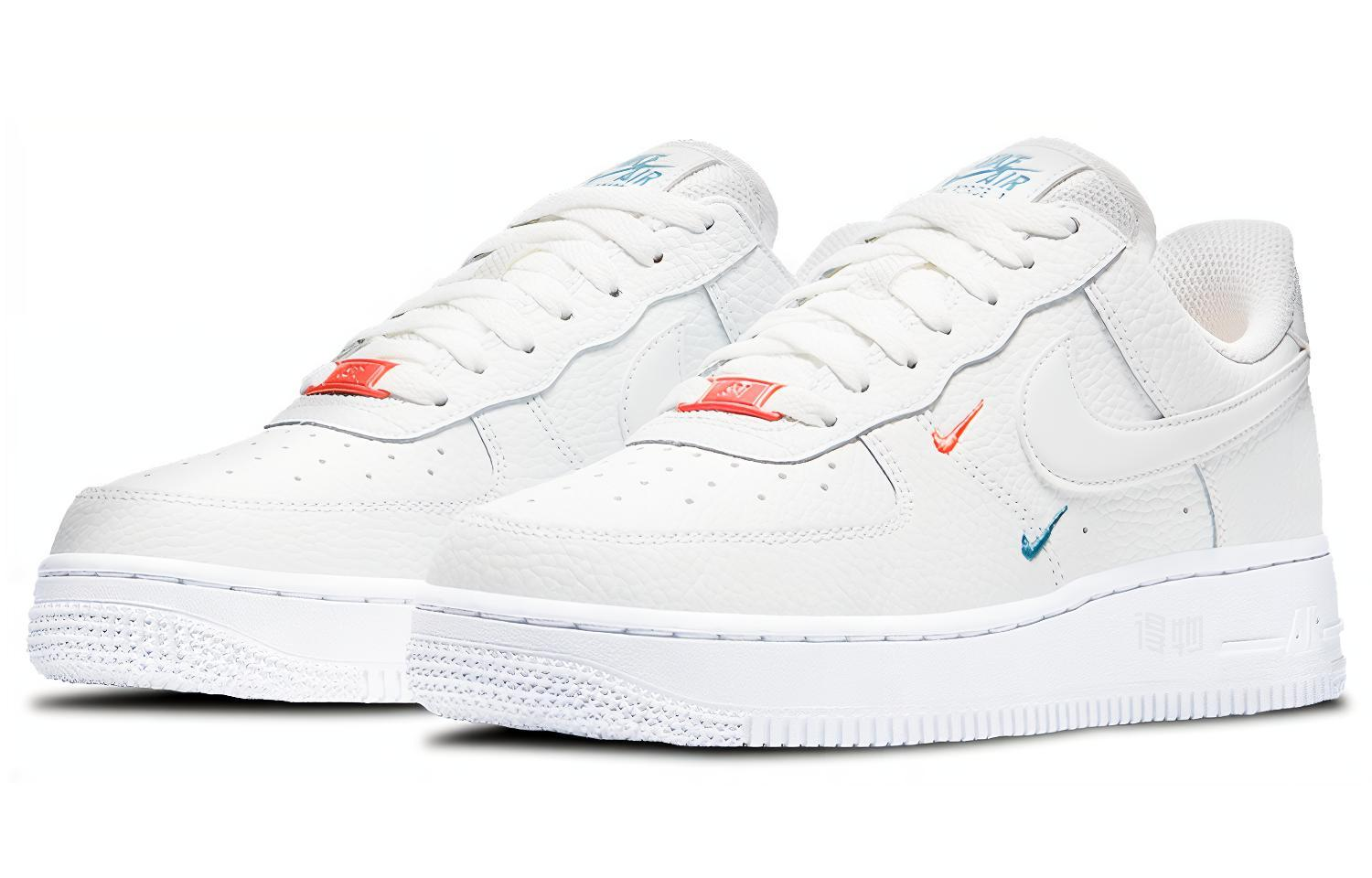 Женские кроссовки Nike Air Force 1 (бело-оранжево-синий) — Белый / оранжевый / синий — фото 3