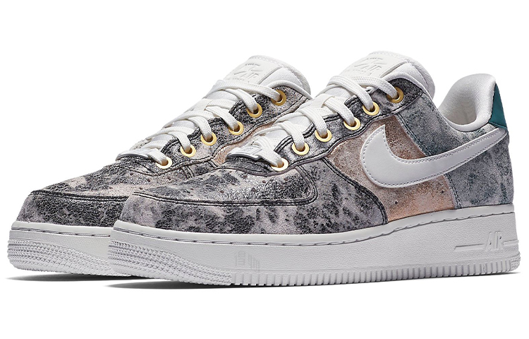 Женские кроссовки Nike Air Force 1 07 LXX (черно-розово-зеленые) — фото 3