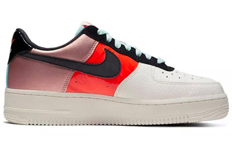 Женские кеды Nike Air Force 1 (красно-белые) — Красный / белый — фото 2