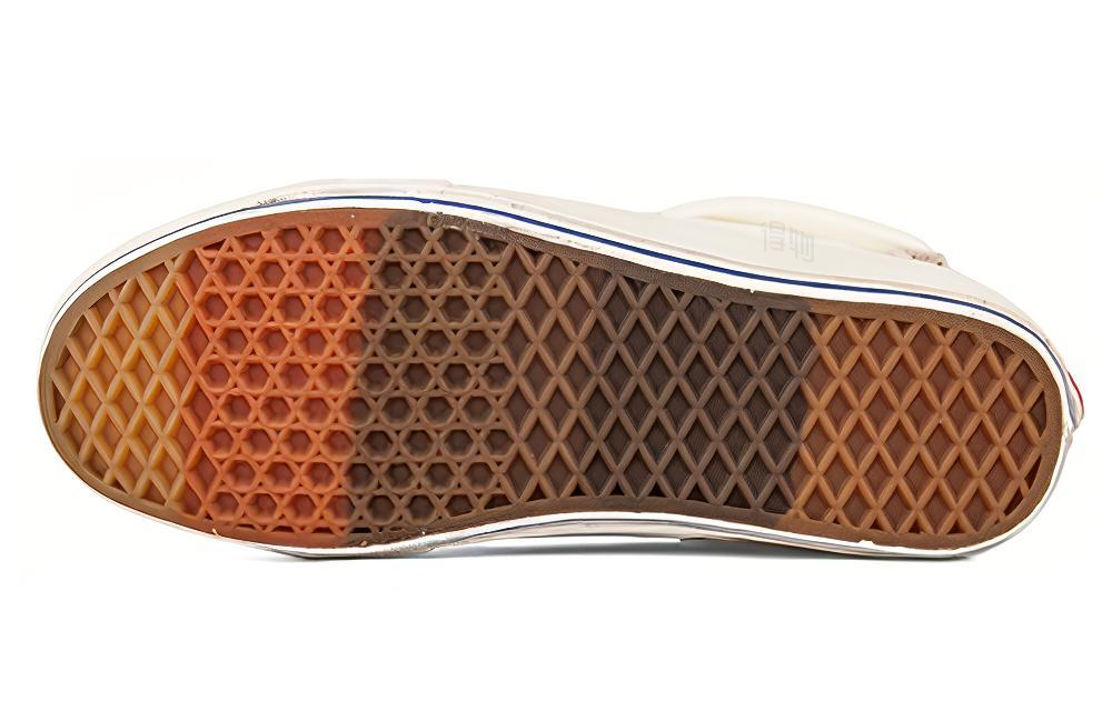 Кеды Vans Old Skool CAP LX (белые) — фото 5