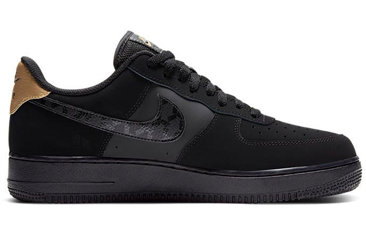 Мужские кроссовки Nike Air Force 1 (черный / золотой) — Чёрный / золотой — фото 2