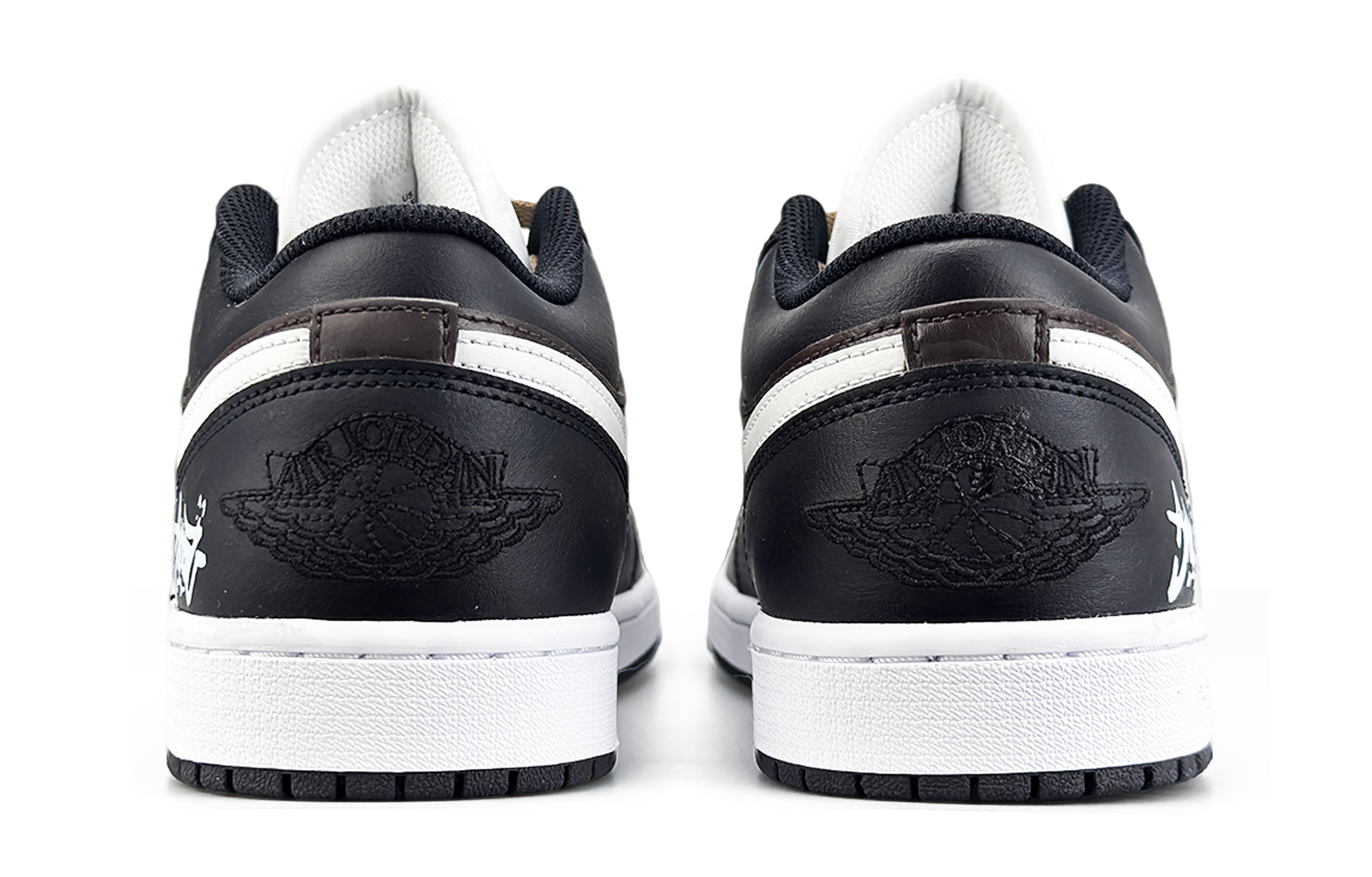 Jordan Air Jordan 1 Abrasion Resistant Abrasion Resistant Low top Vintage Basketball Shoes Unisex Black Brown