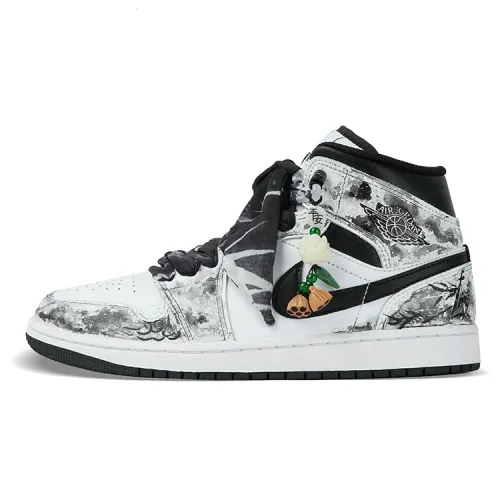 Jordan Air Jordan 1 Slip Resistant Slip Resistant Mid top Vintage Basketball Shoes Men's Black White