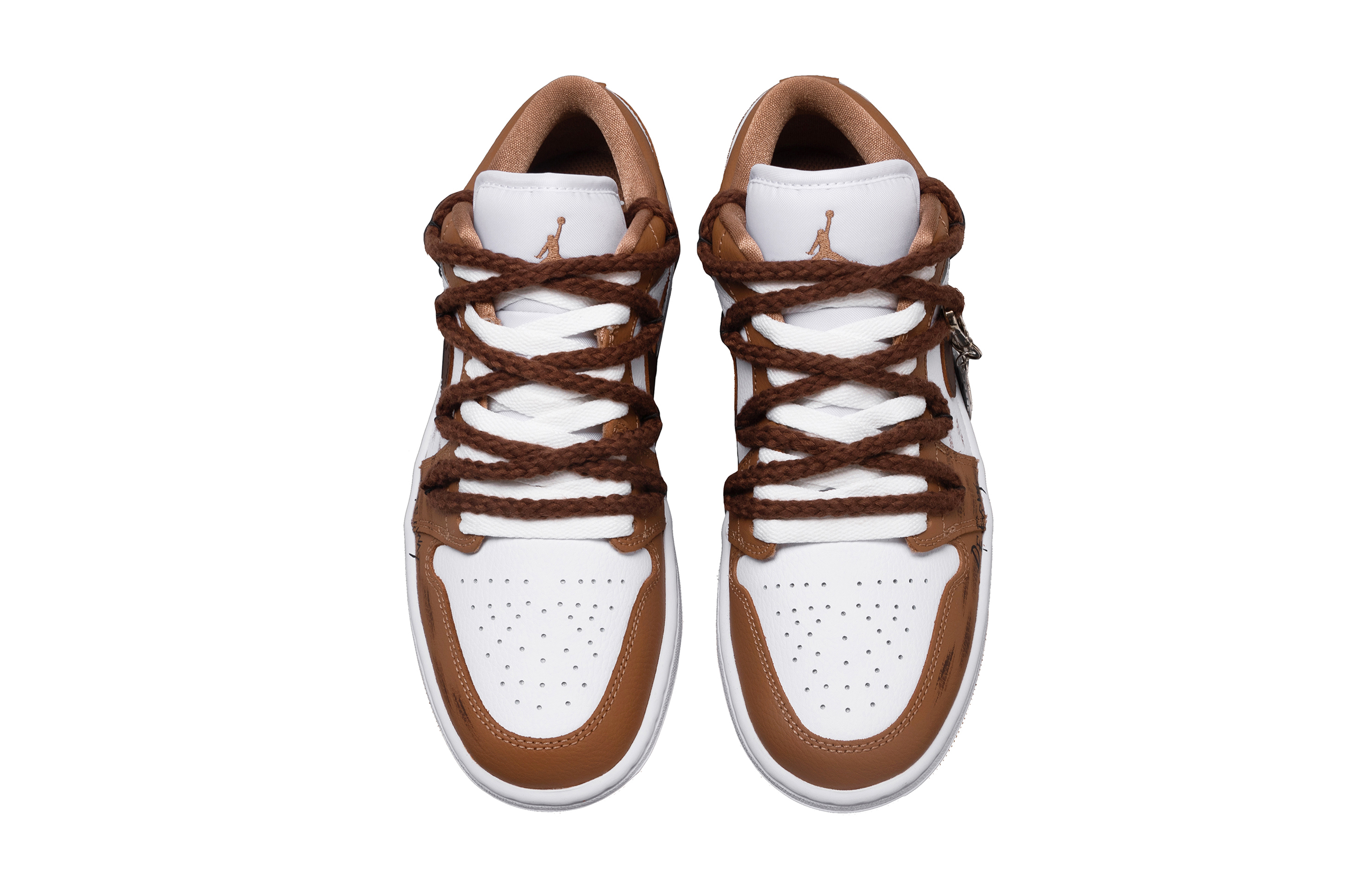 Jordan Air Jordan 1 Mocha Film Slip Resistant Abrasion Resistant Low top Vintage Basketball Shoes Unisex White Brown