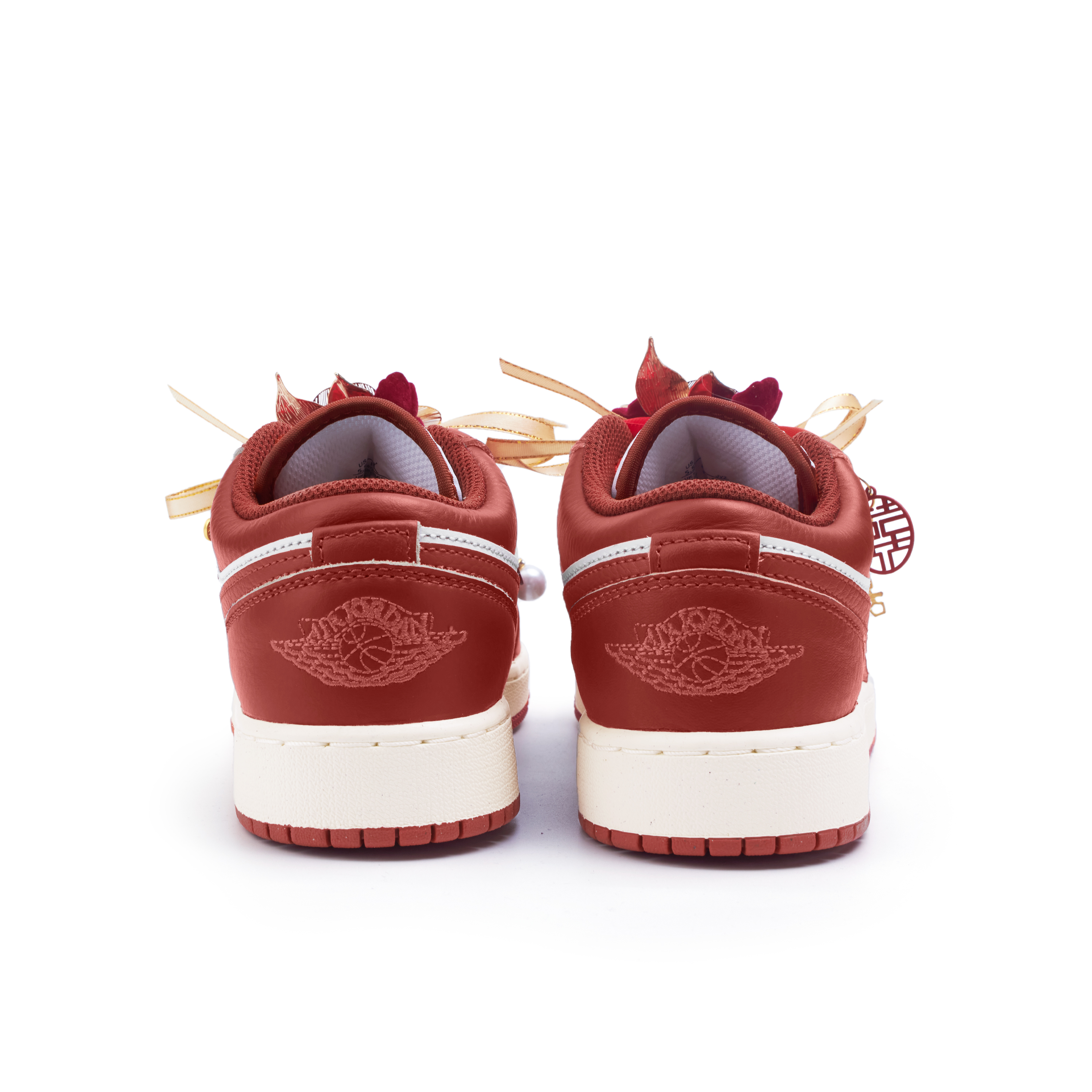 Jordan Air Jordan 1 Abrasion Resistant Slip Resistant Low top Vintage Basketball Shoes Women’s Red