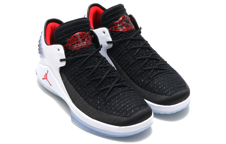 Мужские кроссовки Jordan Air Jordan 32 XXXII Low (черно-бело-красный) — Чёрный / белый / красный — фото 3