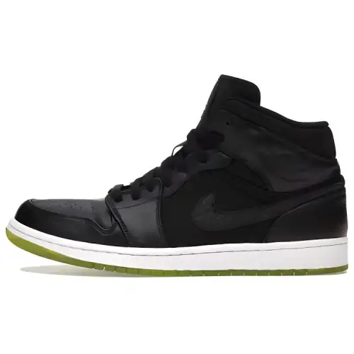 Jordan 1 Phat Black Action Green