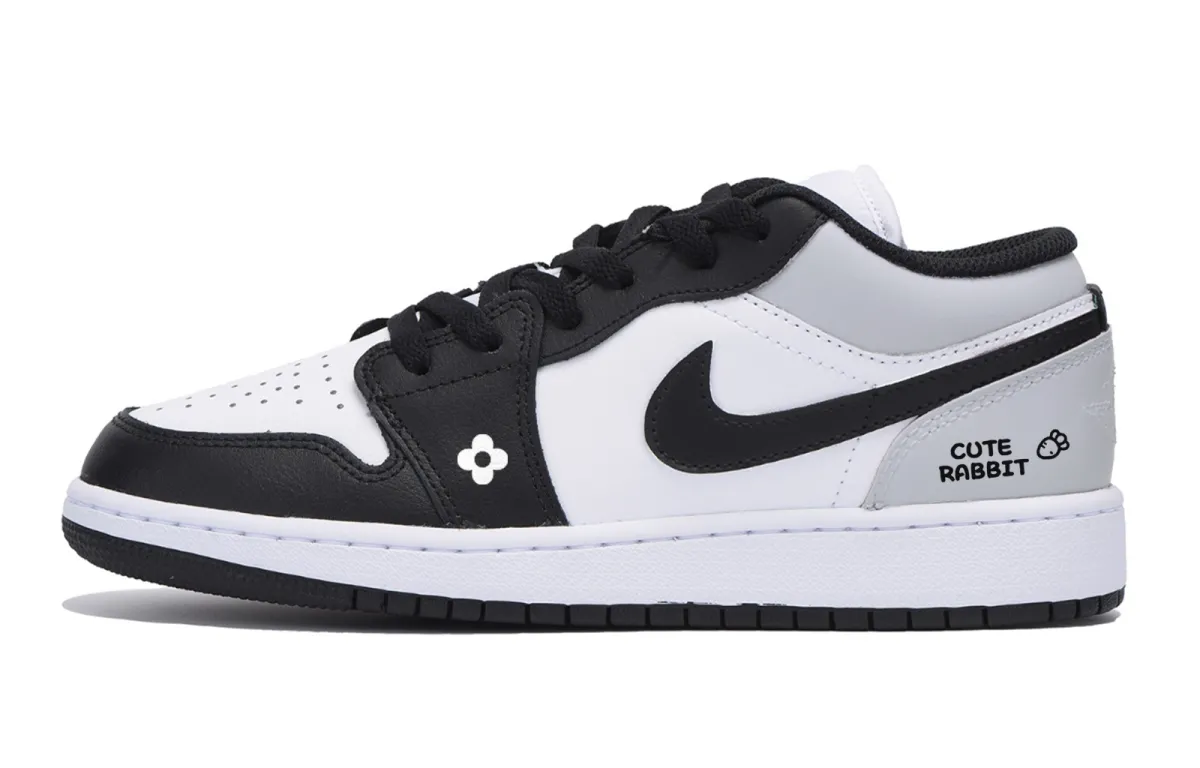 Jordan Air Jordan 1 Urban Chic Style Low top Vintage Basketball Shoes Men's White
