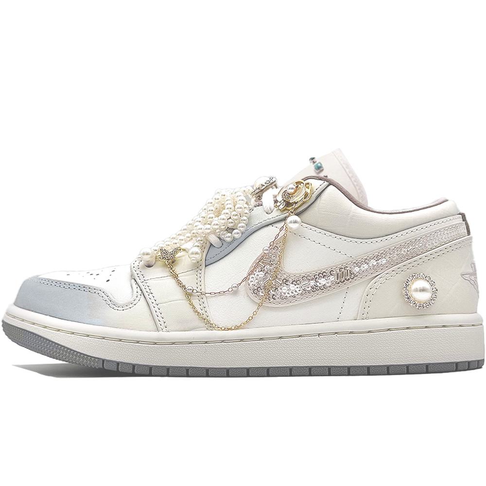 Jordan Air Jordan 1 Miss Cherished Vintage Basketball Shoes Women’s Beige White Blue