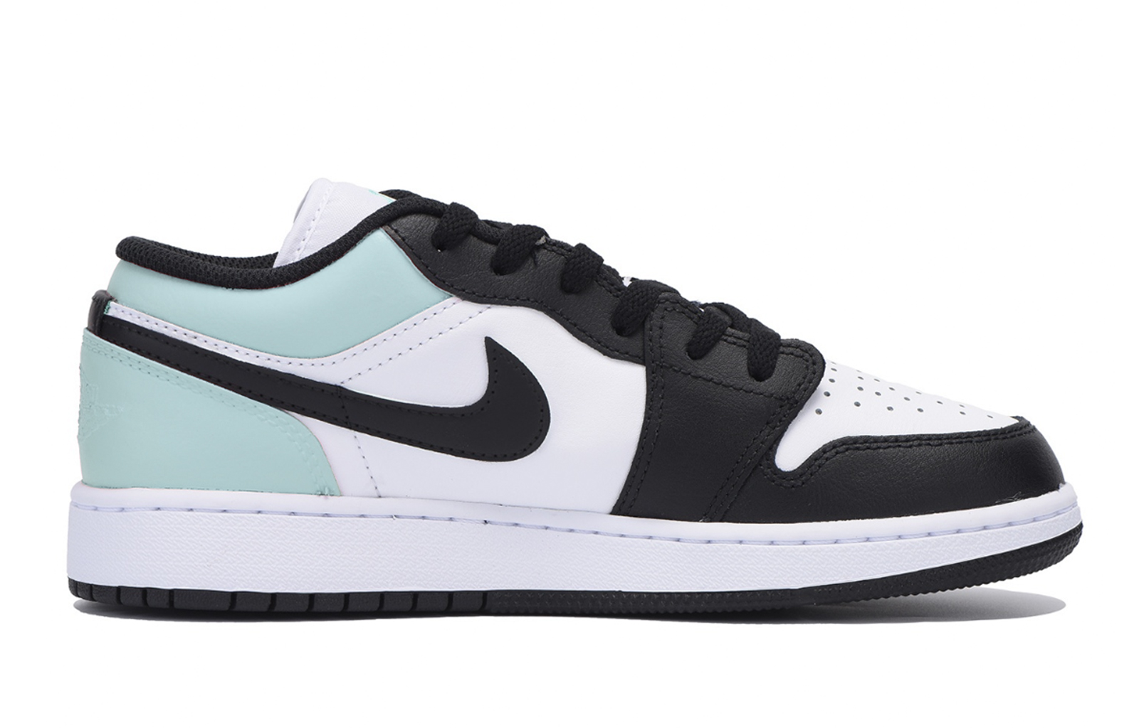 Jordan Air Jordan 1 Urban Chic Style Vintage Low top Vintage Basketball Shoes Men’s White Tiffany