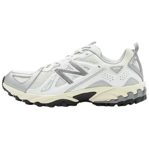 New Balance ML610 Low top Hiking Shoes Unisex White