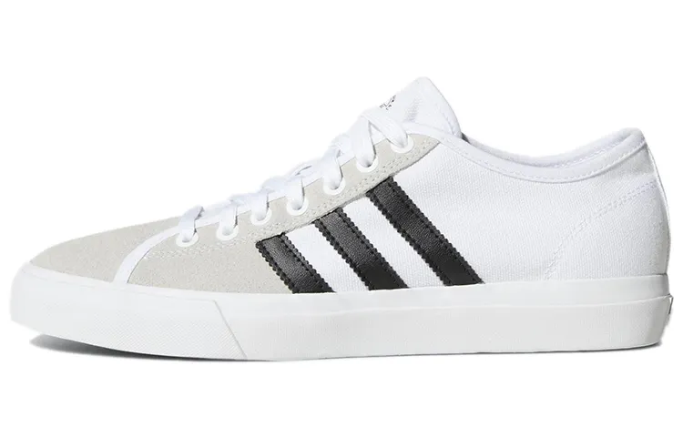 Adidas Originals Matchcourt Versatile Abrasion Resistant Low top Skateboard Shoes Men's White Black