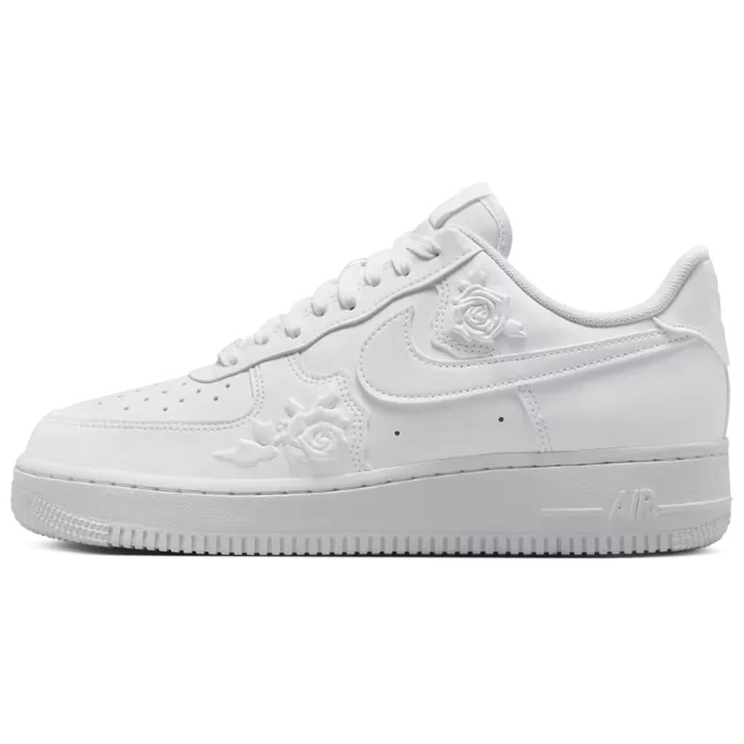 Женские кроссовки Nike Air Force 1 Low (белые)