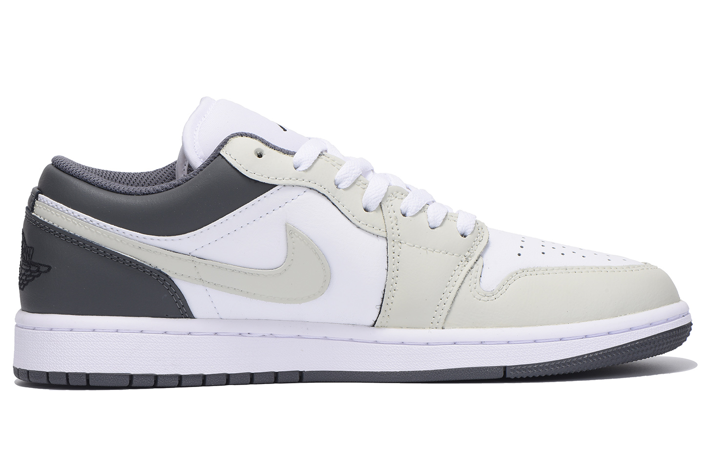 Jordan Air Jordan 1 Slip Resistant Abrasion Resistant Low top Vintage Basketball Shoes Unisex Black Gray