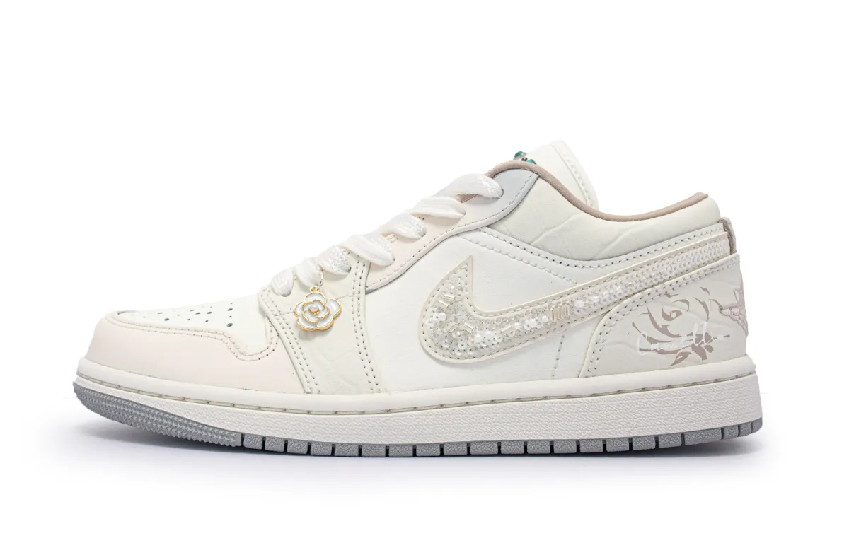 Jordan Air Jordan 1 Camellia Language Abrasion-Resistant Abrasion-Resistant Low-top Vintage Basketball Shoes Women's