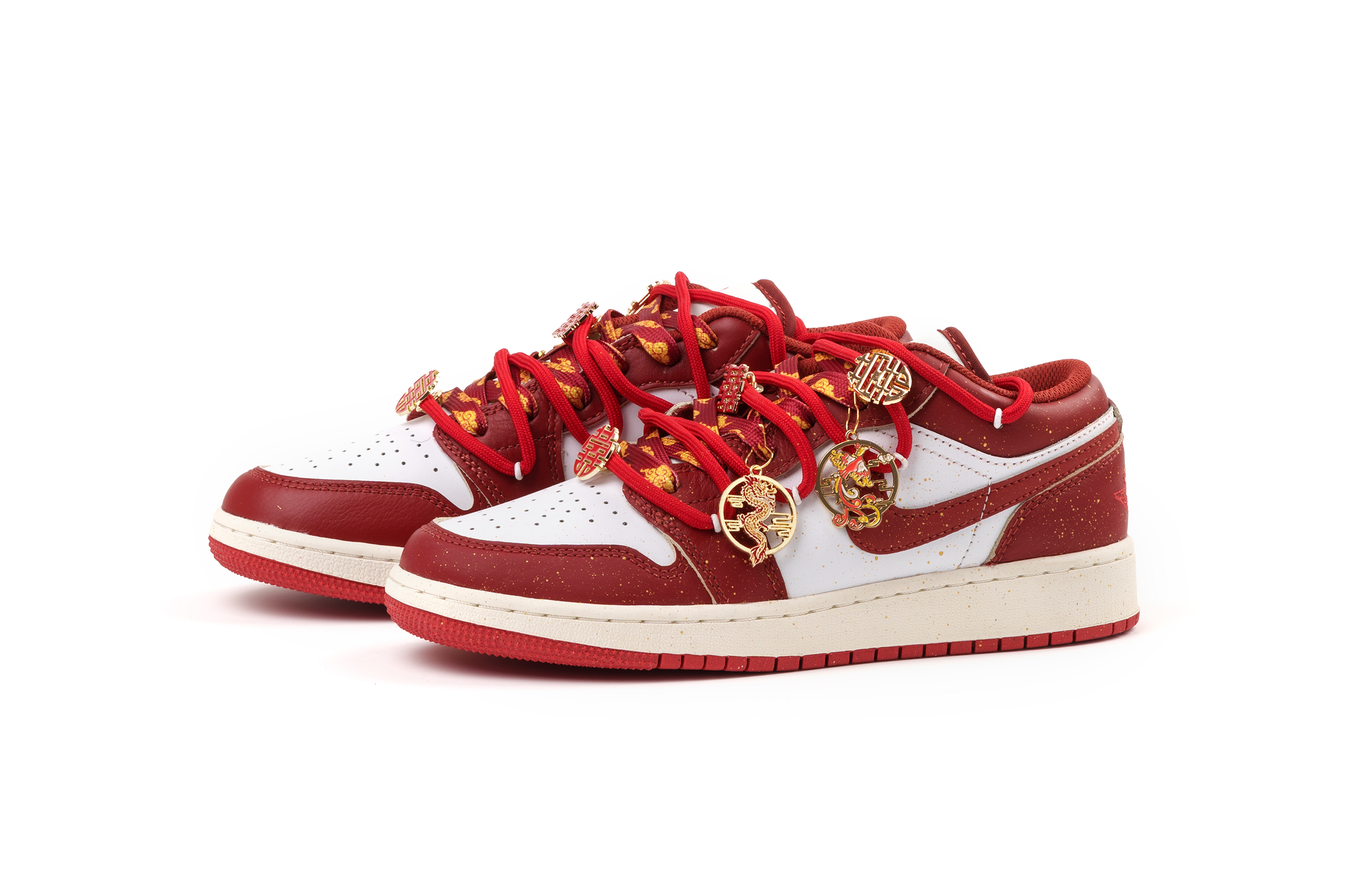 Jordan Air Jordan 1 Cushioning, Wear Resistant Low top Vintage Basketball Shoes Women’s Red