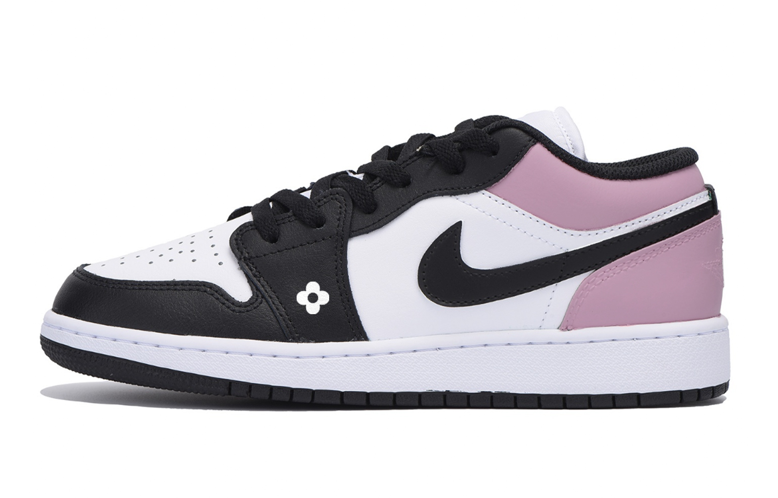 Jordan Air Jordan 1 Urban Chic Style Vintage Low top Vintage Basketball Shoes Men’s White Pink