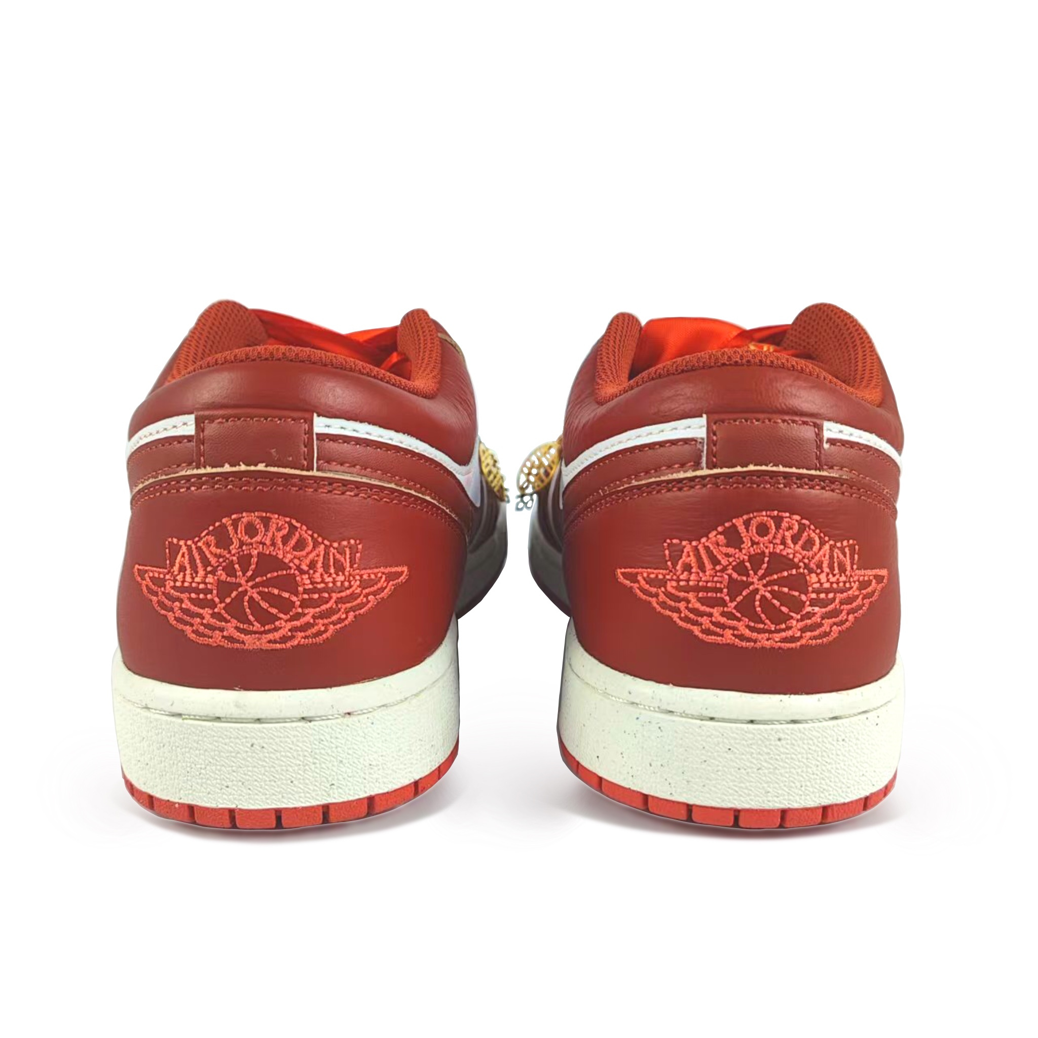 Jordan Air Jordan 1 Abrasion Resistant Low top Vintage Basketball Shoes Women’s White