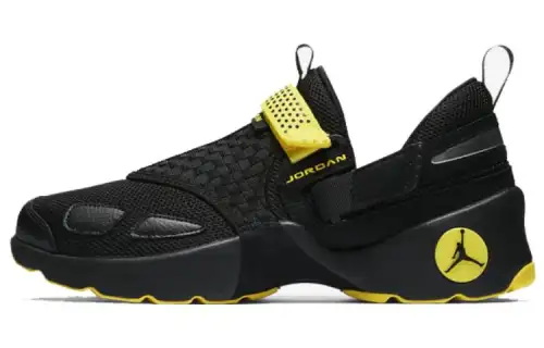 Jordan Trunner Lx Thunder