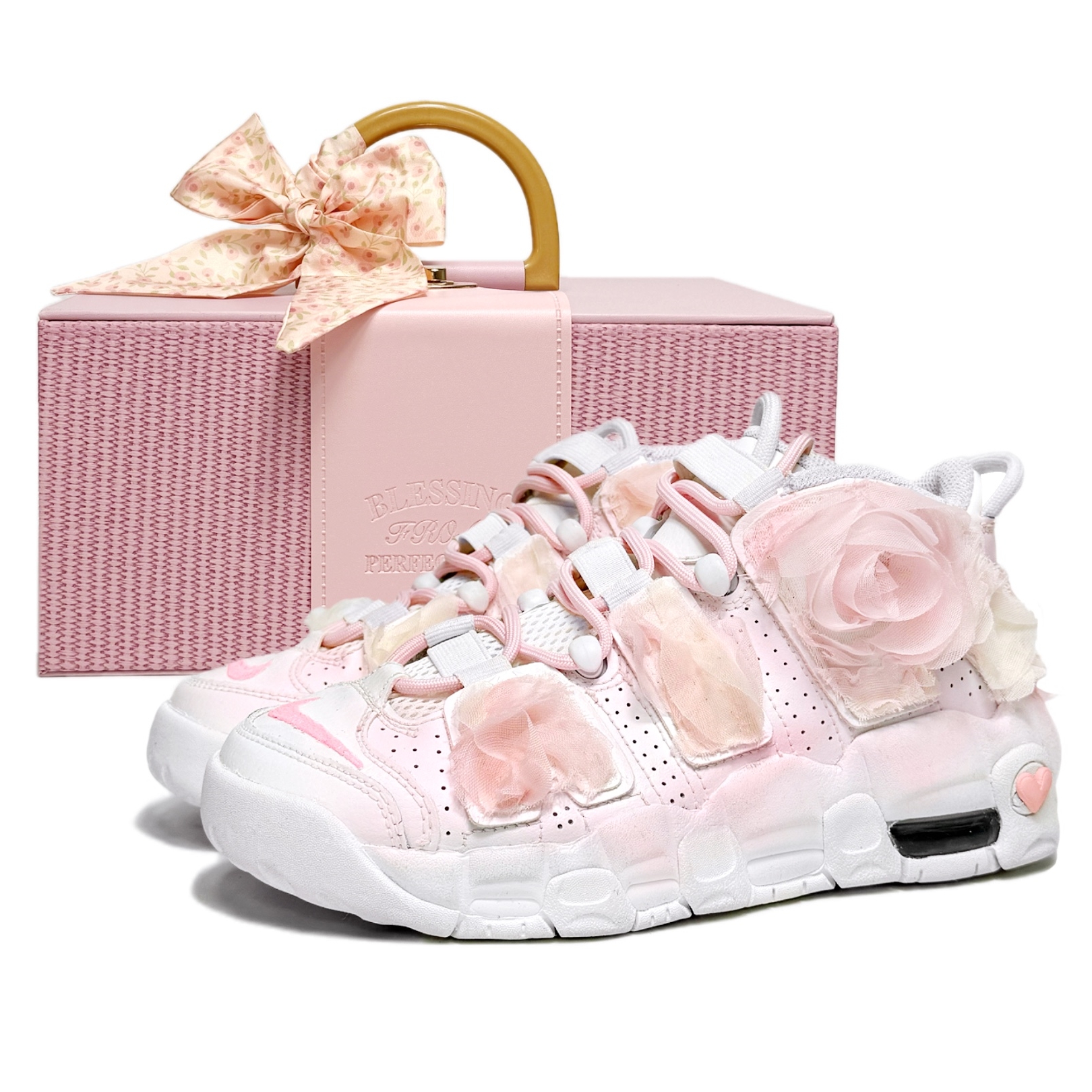 Nike Air More Uptempo GS Pure White Bridal, Dreamy Box Cushioning Mid top Basketball Shoes Women’s White Pink