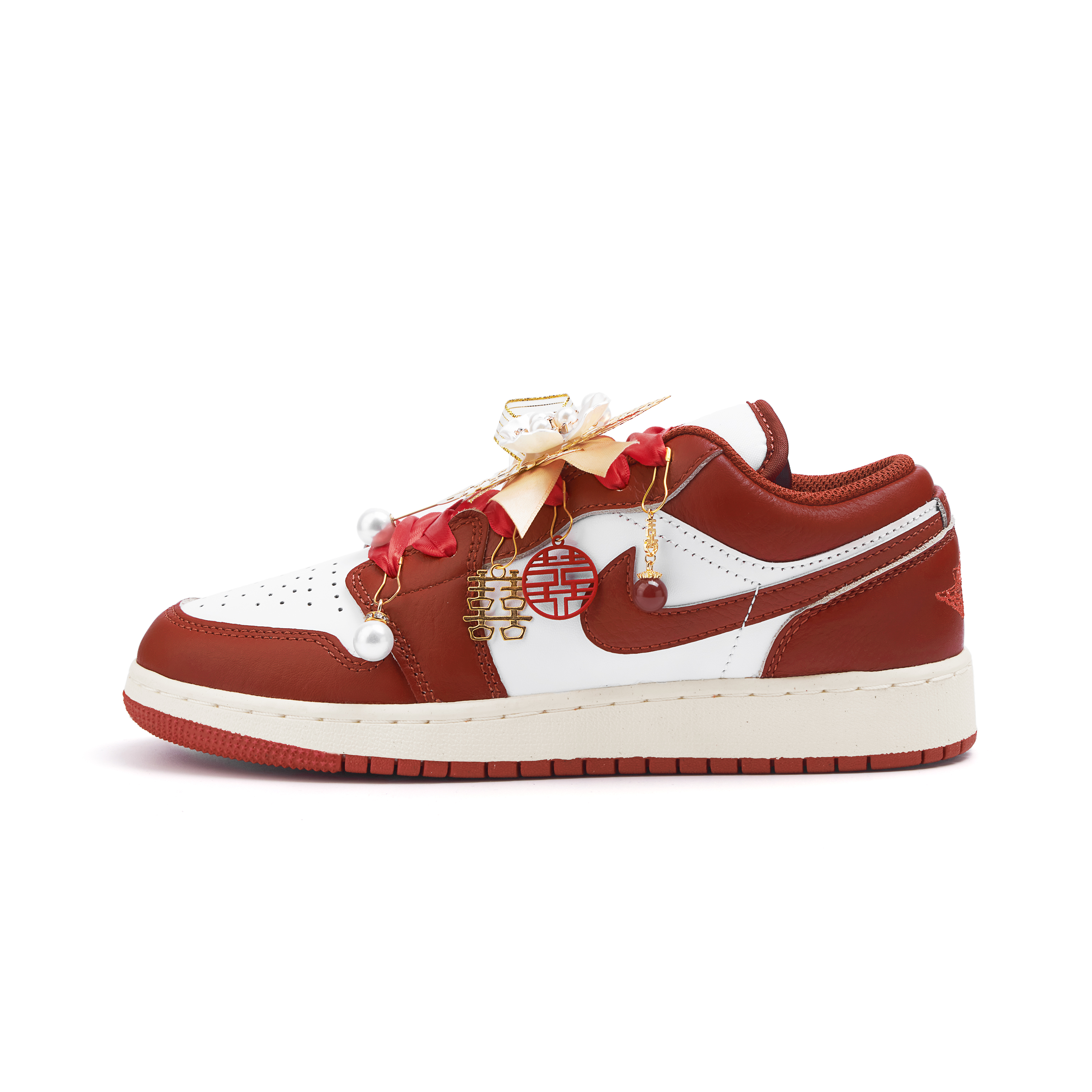 Jordan Air Jordan 1 Slip Resistant Abrasion Resistant Low top Vintage Basketball Shoes Women’s Red