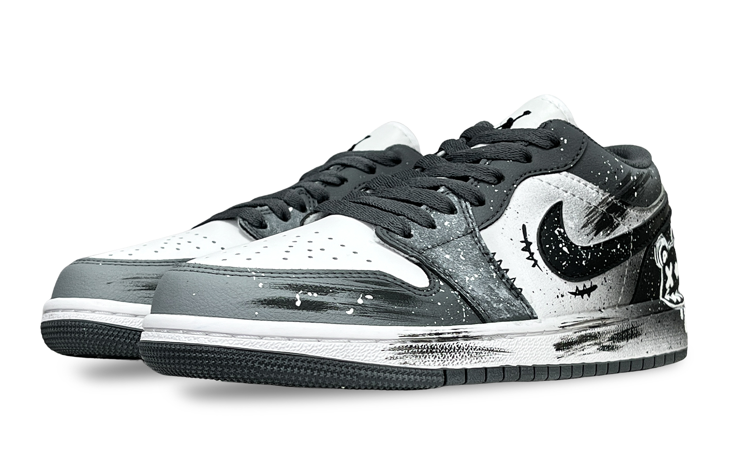 Jordan Air Jordan 1 Phantom Bear Cushioning, Wear Resistant Low top Vintage Basketball Shoes Unisex Black White Gray