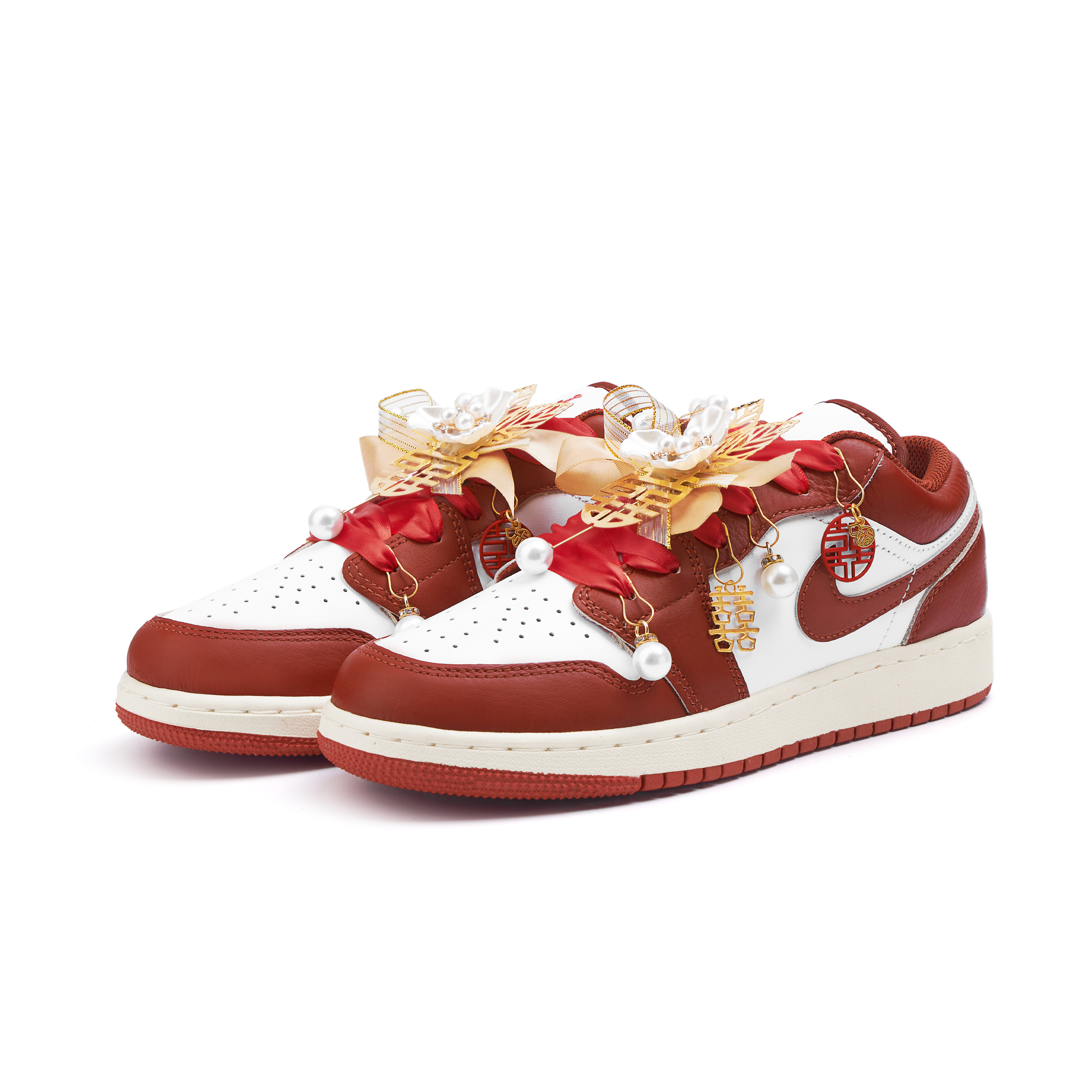 Jordan Air Jordan 1 Slip Resistant Abrasion Resistant Low top Vintage Basketball Shoes Women’s Red