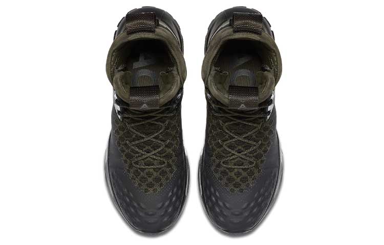 Nike Zoom Tallac Flyknit