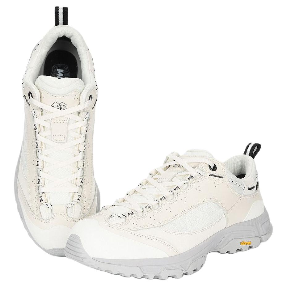 KOLON SPORT Move Waterproof And Odor Resistant Low top Hiking Shoes Unisex Beige