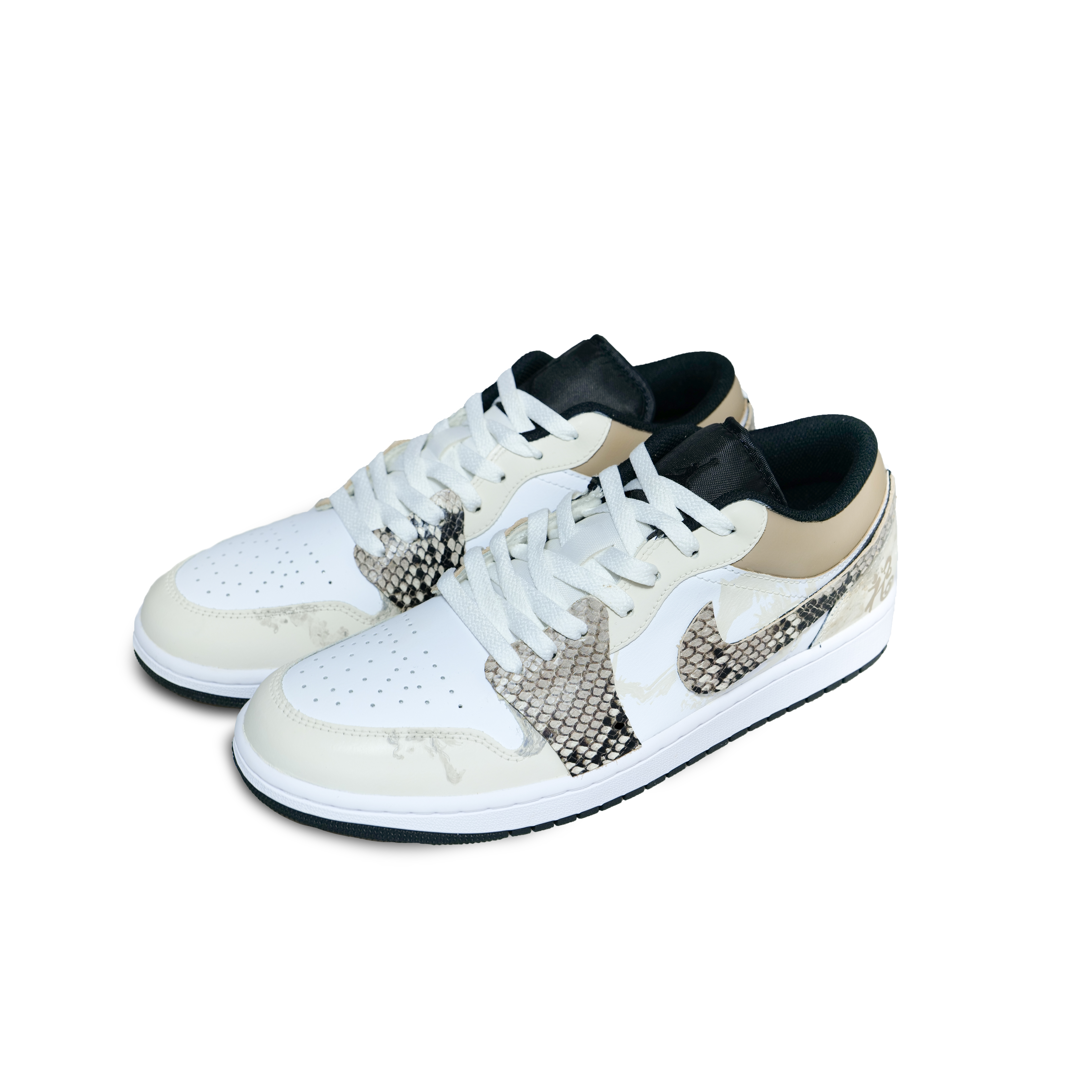 Jordan Air Jordan 1 Abrasion Resistant Low top Vintage Basketball Shoes Men’s White Yellow Brown